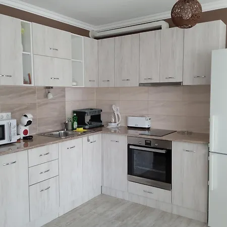 Apartment Bayview Todorov